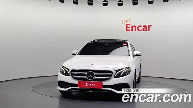 2019 Mercedes-Benz E-Class W213 E300 Avantgarde Sold VIN WDDZF4JB4KA546302 – photo 15 2019 Mercedes-Benz E-Class W213 E300 Avantgarde Sold VIN WDDZF4JB4KA546302 – photo 15