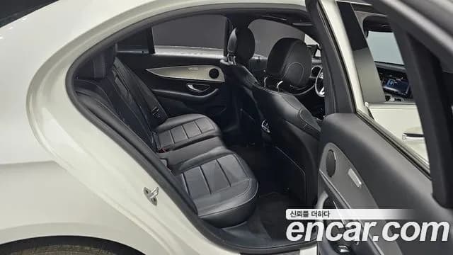 2019 Mercedes-Benz E-Class W213 E300 Avantgarde Sold VIN WDDZF4JB4KA546302 – photo 26 2019 Mercedes-Benz E-Class W213 E300 Avantgarde Sold VIN WDDZF4JB4KA546302 – photo 26