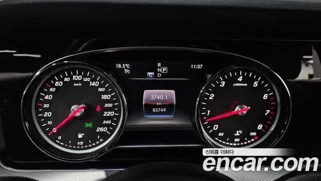 2019 Mercedes-Benz E-Class W213 E300 Avantgarde Sold VIN WDDZF4JB4KA546302 – photo 30 2019 Mercedes-Benz E-Class W213 E300 Avantgarde Sold VIN WDDZF4JB4KA546302 – photo 30