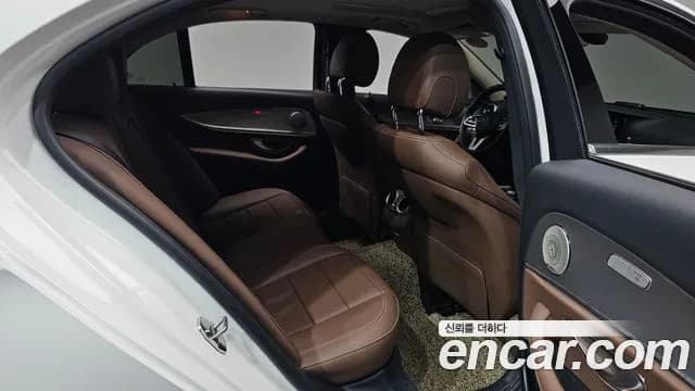 2019 Mercedes-Benz E-Class W213 E300 Avantgarde Sold VIN WDDZF4JB5KA695561 – photo 15 2019 Mercedes-Benz E-Class W213 E300 Avantgarde Sold VIN WDDZF4JB5KA695561 – photo 15