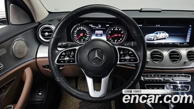 2019 Mercedes-Benz E-Class W213 E300 Avantgarde Sold VIN WDDZF4JB5KA695561 – photo 16 2019 Mercedes-Benz E-Class W213 E300 Avantgarde Sold VIN WDDZF4JB5KA695561 – photo 16