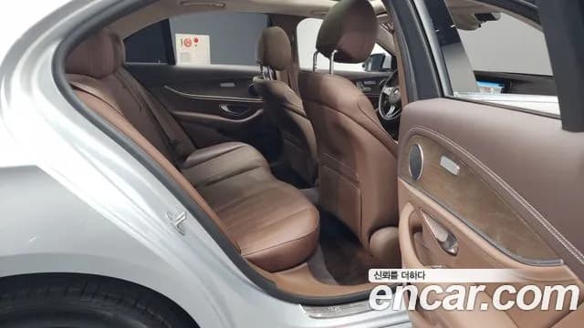 2017 Mercedes-Benz E-Class W213 E300 Exclusive Sold VIN WDDZF4JB6HA155550 – front exterior 2017 Mercedes-Benz E-Class W213 E300 Exclusive Sold VIN WDDZF4JB6HA155550 – front exterior