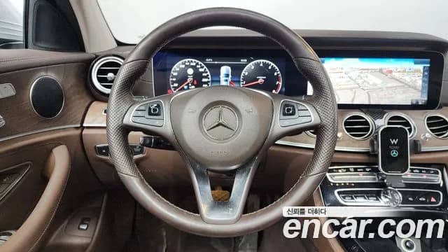 2017 Mercedes-Benz E-Class W213 E300 Exclusive Sold VIN WDDZF4JB6HA155550 – undercarriage 2017 Mercedes-Benz E-Class W213 E300 Exclusive Sold VIN WDDZF4JB6HA155550 – undercarriage