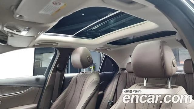2017 Mercedes-Benz E-Class W213 E300 Exclusive Sold VIN WDDZF4JB6HA155550 – photo 14 2017 Mercedes-Benz E-Class W213 E300 Exclusive Sold VIN WDDZF4JB6HA155550 – photo 14
