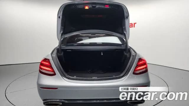2017 Mercedes-Benz E-Class W213 E300 Exclusive Sold VIN WDDZF4JB6HA155550 – photo 17 2017 Mercedes-Benz E-Class W213 E300 Exclusive Sold VIN WDDZF4JB6HA155550 – photo 17