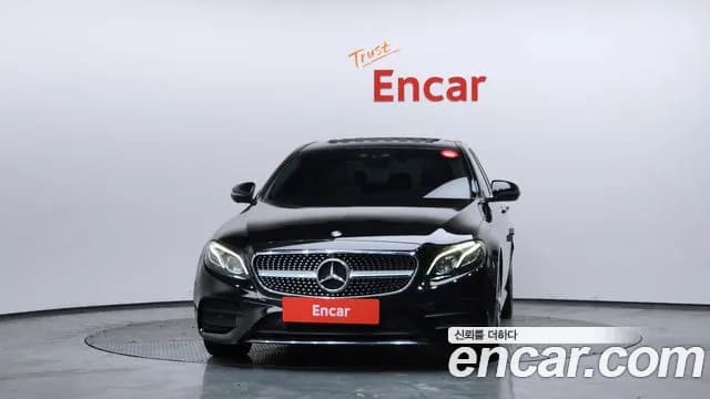 2019 Mercedes-Benz E-Class W213 E300 AMG Line Sold VIN WDDZF4JB6KA534037 – engine bay 2019 Mercedes-Benz E-Class W213 E300 AMG Line Sold VIN WDDZF4JB6KA534037 – engine bay