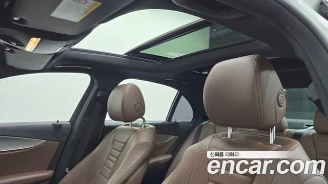 2019 Mercedes-Benz E-Class W213 E300 Avantgarde Sold VIN WDDZF4JB6KA542865 – photo 12 2019 Mercedes-Benz E-Class W213 E300 Avantgarde Sold VIN WDDZF4JB6KA542865 – photo 12