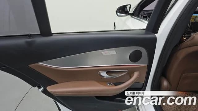 2019 Mercedes-Benz E-Class W213 E300 Avantgarde Sold VIN WDDZF4JB6KA542865 – photo 16 2019 Mercedes-Benz E-Class W213 E300 Avantgarde Sold VIN WDDZF4JB6KA542865 – photo 16