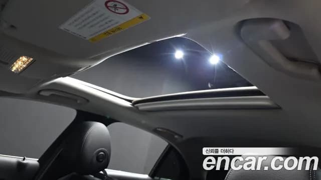 2019 Mercedes-Benz E-Class W213 E300 Avantgarde Sold VIN WDDZF4JB7KA693651 – trunk area 2019 Mercedes-Benz E-Class W213 E300 Avantgarde Sold VIN WDDZF4JB7KA693651 – trunk area