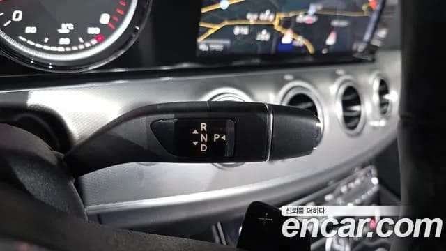 2019 Mercedes-Benz E-Class W213 E300 Avantgarde Sold VIN WDDZF4JB7KA696405 – photo 13 2019 Mercedes-Benz E-Class W213 E300 Avantgarde Sold VIN WDDZF4JB7KA696405 – photo 13