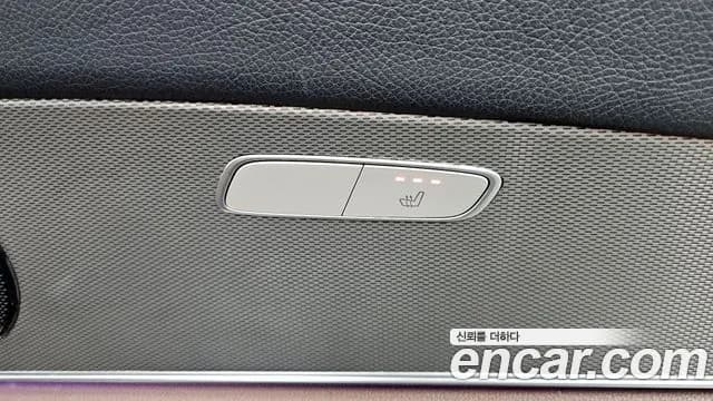 2019 Mercedes-Benz E-Class W213 E300 Avantgarde Sold VIN WDDZF4JB9KA555495 – undercarriage 2019 Mercedes-Benz E-Class W213 E300 Avantgarde Sold VIN WDDZF4JB9KA555495 – undercarriage