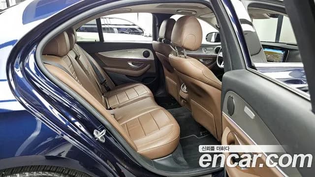 2019 Mercedes-Benz E-Class W213 E300 Avantgarde Sold VIN WDDZF4JB9KA555495 – photo 16 2019 Mercedes-Benz E-Class W213 E300 Avantgarde Sold VIN WDDZF4JB9KA555495 – photo 16