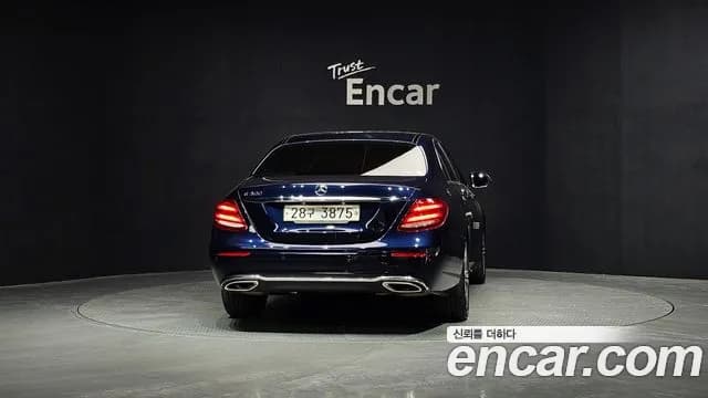 2019 Mercedes-Benz E-Class W213 E300 Avantgarde Sold VIN WDDZF4JB9KA555495 – photo 17 2019 Mercedes-Benz E-Class W213 E300 Avantgarde Sold VIN WDDZF4JB9KA555495 – photo 17