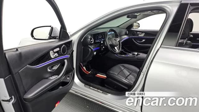 2017 Mercedes-Benz E-Class W213 E300 AV Intelligent Drive Sold VIN WDDZF4JBXHA169967 – front exterior 2017 Mercedes-Benz E-Class W213 E300 AV Intelligent Drive Sold VIN WDDZF4JBXHA169967 – front exterior