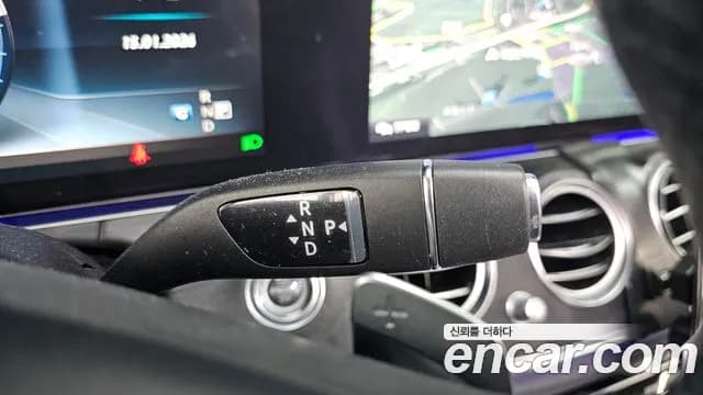 2017 Mercedes-Benz E-Class W213 E300 AV Intelligent Drive Sold VIN WDDZF4JBXHA169967 – interior seats 2017 Mercedes-Benz E-Class W213 E300 AV Intelligent Drive Sold VIN WDDZF4JBXHA169967 – interior seats