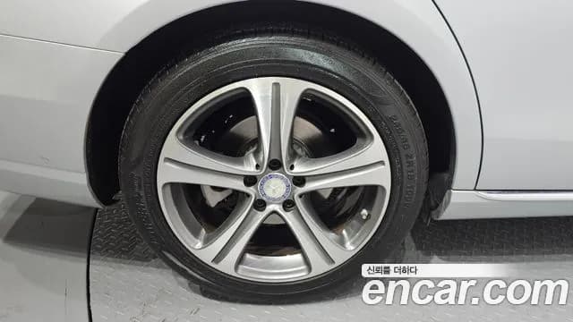 2017 Mercedes-Benz E-Class W213 E300 AV Intelligent Drive Sold VIN WDDZF4JBXHA169967 – photo 15 2017 Mercedes-Benz E-Class W213 E300 AV Intelligent Drive Sold VIN WDDZF4JBXHA169967 – photo 15