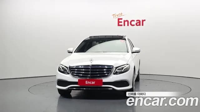 2019 Mercedes-Benz E-Class W213 E300 Exclusive Sold VIN WDDZF4JBXKA658585 – front exterior 2019 Mercedes-Benz E-Class W213 E300 Exclusive Sold VIN WDDZF4JBXKA658585 – front exterior