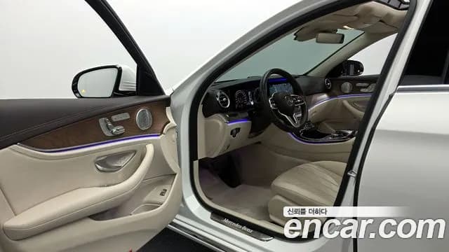 2019 Mercedes-Benz E-Class W213 E300 Exclusive Sold VIN WDDZF4JBXKA658585 – photo 13 2019 Mercedes-Benz E-Class W213 E300 Exclusive Sold VIN WDDZF4JBXKA658585 – photo 13