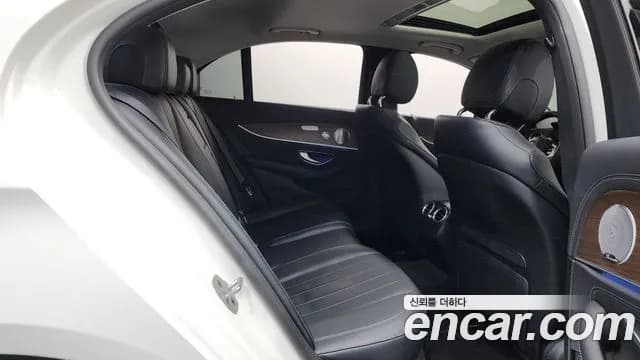 2019 Mercedes-Benz E-Class W213 E300 4MATIC Exclusive Sold VIN WDDZF4KB1KA498417 – side profile 2019 Mercedes-Benz E-Class W213 E300 4MATIC Exclusive Sold VIN WDDZF4KB1KA498417 – side profile