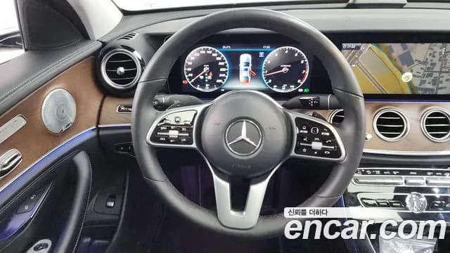 2019 Mercedes-Benz E-Class W213 E300 4MATIC Exclusive Sold VIN WDDZF4KB1KA498417 – odometer reading 2019 Mercedes-Benz E-Class W213 E300 4MATIC Exclusive Sold VIN WDDZF4KB1KA498417 – odometer reading