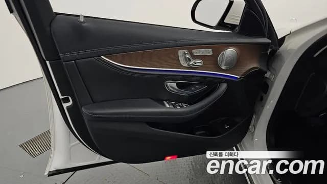 2019 Mercedes-Benz E-Class W213 E300 4MATIC Exclusive Sold VIN WDDZF4KB2KA566787 – dashboard 2019 Mercedes-Benz E-Class W213 E300 4MATIC Exclusive Sold VIN WDDZF4KB2KA566787 – dashboard