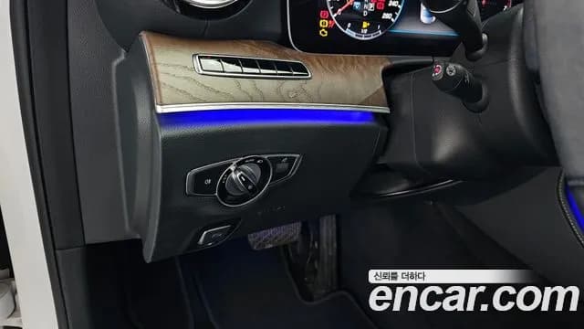 2019 Mercedes-Benz E-Class W213 E300 4MATIC Exclusive Sold VIN WDDZF4KB2KA566787 – undercarriage 2019 Mercedes-Benz E-Class W213 E300 4MATIC Exclusive Sold VIN WDDZF4KB2KA566787 – undercarriage