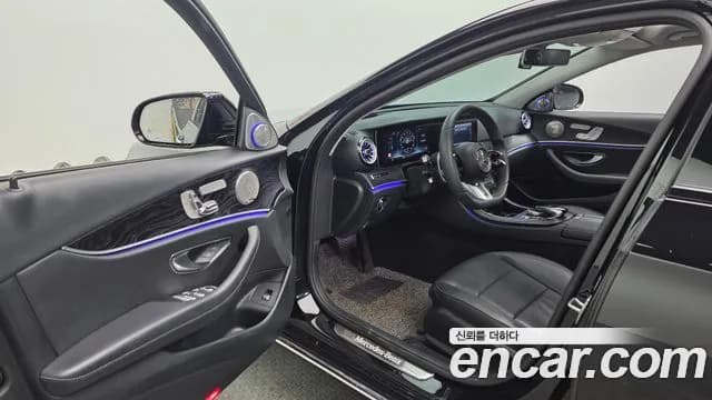2017 Mercedes-Benz E-Class W213 E300 4MATIC AV Intelligent Drive Sold VIN WDDZF4KB3HA226475 – interior seats 2017 Mercedes-Benz E-Class W213 E300 4MATIC AV Intelligent Drive Sold VIN WDDZF4KB3HA226475 – interior seats