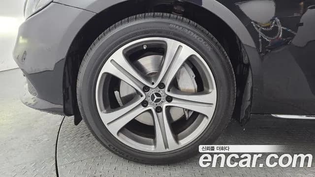2017 Mercedes-Benz E-Class W213 E300 4MATIC AV Intelligent Drive Sold VIN WDDZF4KB3HA226475 – photo 26 2017 Mercedes-Benz E-Class W213 E300 4MATIC AV Intelligent Drive Sold VIN WDDZF4KB3HA226475 – photo 26