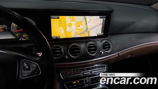 2017 Mercedes-Benz E-Class W213 E300 4MATIC AV Intelligent Drive Sold VIN WDDZF4KB3HA249285 – side profile 2017 Mercedes-Benz E-Class W213 E300 4MATIC AV Intelligent Drive Sold VIN WDDZF4KB3HA249285 – side profile