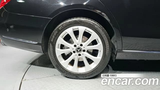 2017 Mercedes-Benz E-Class W213 E300 4MATIC Exclusive Sold VIN WDDZF4KB3HA251831 – rear exterior 2017 Mercedes-Benz E-Class W213 E300 4MATIC Exclusive Sold VIN WDDZF4KB3HA251831 – rear exterior