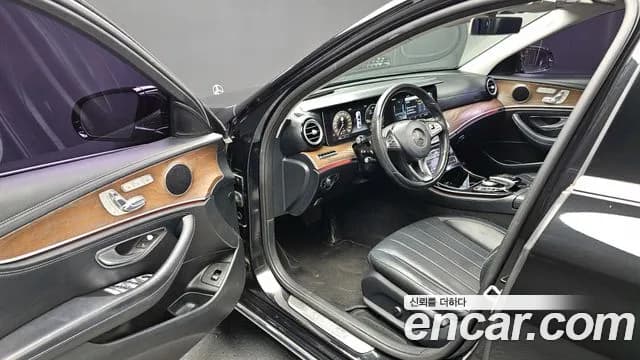 2017 Mercedes-Benz E-Class W213 E300 4MATIC Exclusive Sold VIN WDDZF4KB3HA251831 – photo 17 2017 Mercedes-Benz E-Class W213 E300 4MATIC Exclusive Sold VIN WDDZF4KB3HA251831 – photo 17