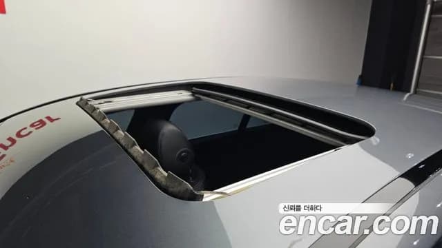 2017 Mercedes-Benz E-Class W213 E300 4MATIC AV Intelligent Drive Sold VIN WDDZF4KB3HA277247 – exterior detail 2017 Mercedes-Benz E-Class W213 E300 4MATIC AV Intelligent Drive Sold VIN WDDZF4KB3HA277247 – exterior detail