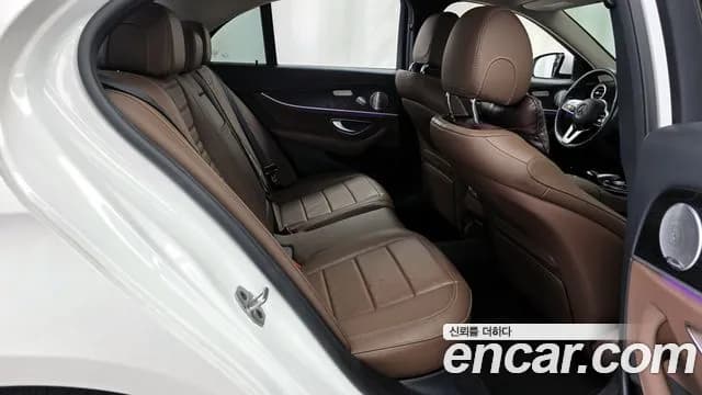 2019 Mercedes-Benz E-Class W213 E300 4MATIC Avnatgarde Sold VIN WDDZF4KB4KA654742 – side profile 2019 Mercedes-Benz E-Class W213 E300 4MATIC Avnatgarde Sold VIN WDDZF4KB4KA654742 – side profile