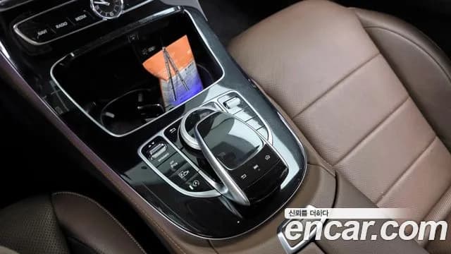 2019 Mercedes-Benz E-Class W213 E300 4MATIC Avnatgarde Sold VIN WDDZF4KB4KA654742 – photo 27 2019 Mercedes-Benz E-Class W213 E300 4MATIC Avnatgarde Sold VIN WDDZF4KB4KA654742 – photo 27