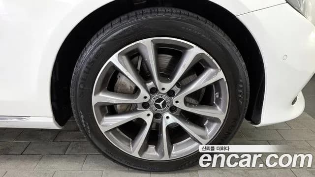 2019 Mercedes-Benz E-Class W213 E300 4MATIC Avnatgarde Sold VIN WDDZF4KB4KA654742 – photo 28 2019 Mercedes-Benz E-Class W213 E300 4MATIC Avnatgarde Sold VIN WDDZF4KB4KA654742 – photo 28