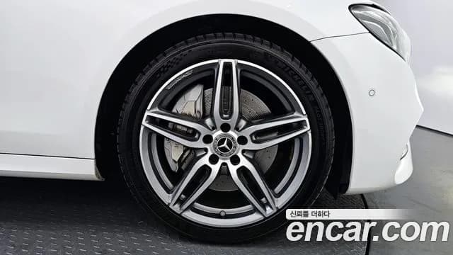 2020 Mercedes-Benz E-Class W213 E300 4MATIC AMG Line Sold VIN WDDZF4KB4LA707280 – photo 16 2020 Mercedes-Benz E-Class W213 E300 4MATIC AMG Line Sold VIN WDDZF4KB4LA707280 – photo 16