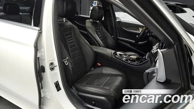 2020 Mercedes-Benz E-Class W213 E300 4MATIC AMG Line Sold VIN WDDZF4KB4LA707280 – photo 20 2020 Mercedes-Benz E-Class W213 E300 4MATIC AMG Line Sold VIN WDDZF4KB4LA707280 – photo 20