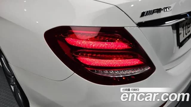 2017 Mercedes-Benz E-Class W213 E300 4MATIC AMG Line Sold VIN WDDZF4KB5HA197688 – photo 15 2017 Mercedes-Benz E-Class W213 E300 4MATIC AMG Line Sold VIN WDDZF4KB5HA197688 – photo 15