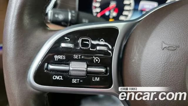 2019 Mercedes-Benz E-Class W213 E300 4MATIC Exclusive Sold VIN WDDZF4KB5KA675602 – side profile 2019 Mercedes-Benz E-Class W213 E300 4MATIC Exclusive Sold VIN WDDZF4KB5KA675602 – side profile