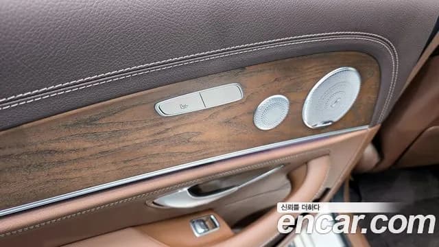 2019 Mercedes-Benz E-Class W213 E300 4MATIC Exclusive Sold VIN WDDZF4KB5KA675602 – interior seats 2019 Mercedes-Benz E-Class W213 E300 4MATIC Exclusive Sold VIN WDDZF4KB5KA675602 – interior seats