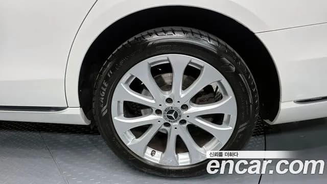 2019 Mercedes-Benz E-Class W213 E300 4MATIC Exclusive Sold VIN WDDZF4KB5KA675602 – photo 18 2019 Mercedes-Benz E-Class W213 E300 4MATIC Exclusive Sold VIN WDDZF4KB5KA675602 – photo 18