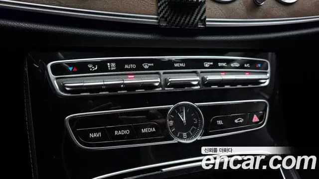 2018 Mercedes-Benz E-Class W213 E300 4MATIC Exclusive Standard Sold VIN WDDZF4KB7JA369368 – photo 11 2018 Mercedes-Benz E-Class W213 E300 4MATIC Exclusive Standard Sold VIN WDDZF4KB7JA369368 – photo 11