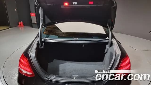 2018 Mercedes-Benz E-Class W213 E300 4MATIC Avnatgarde Sold VIN WDDZF4KB7JA410355 – odometer reading 2018 Mercedes-Benz E-Class W213 E300 4MATIC Avnatgarde Sold VIN WDDZF4KB7JA410355 – odometer reading