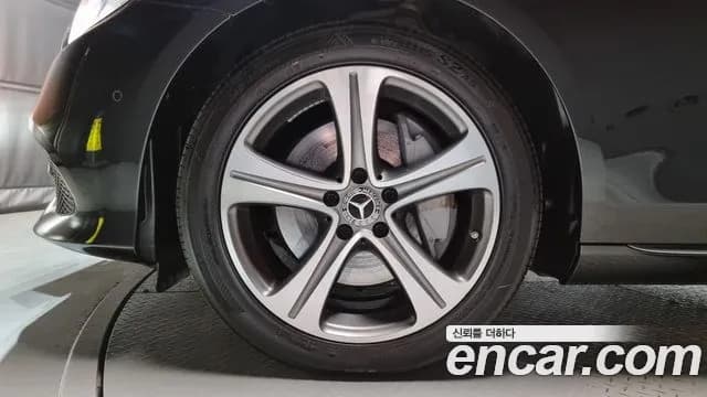 2018 Mercedes-Benz E-Class W213 E300 4MATIC Avnatgarde Sold VIN WDDZF4KB7JA410355 – photo 18 2018 Mercedes-Benz E-Class W213 E300 4MATIC Avnatgarde Sold VIN WDDZF4KB7JA410355 – photo 18