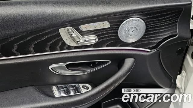 2019 Mercedes-Benz E-Class W213 E300 4MATIC Avnatgarde Sold VIN WDDZF4KB7KA539956 – photo 17 2019 Mercedes-Benz E-Class W213 E300 4MATIC Avnatgarde Sold VIN WDDZF4KB7KA539956 – photo 17