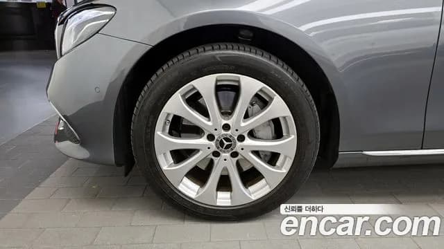 2019 Mercedes-Benz E-Class W213 E300 4MATIC Exclusive Sold VIN WDDZF4KB7KA652872 – photo 11 2019 Mercedes-Benz E-Class W213 E300 4MATIC Exclusive Sold VIN WDDZF4KB7KA652872 – photo 11