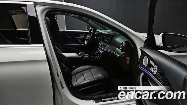 2019 Mercedes-Benz E-Class W213 E300 4MATIC Avnatgarde Sold VIN WDDZF4KB7KA658767 – photo 15 2019 Mercedes-Benz E-Class W213 E300 4MATIC Avnatgarde Sold VIN WDDZF4KB7KA658767 – photo 15