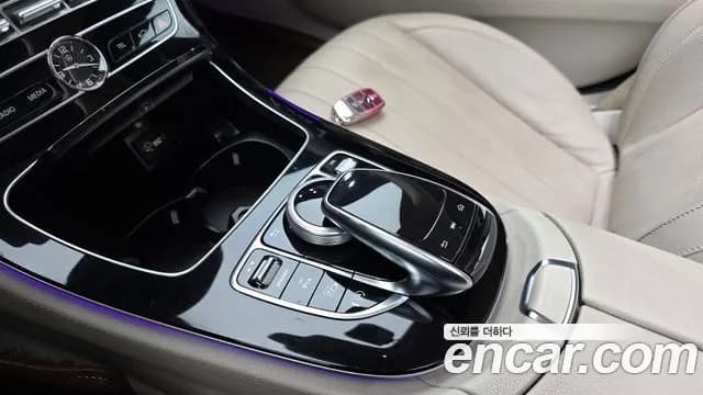 2019 Mercedes-Benz E-Class W213 E300 4MATIC Exclusive Sold VIN WDDZF4KB7KA663743 – photo 11 2019 Mercedes-Benz E-Class W213 E300 4MATIC Exclusive Sold VIN WDDZF4KB7KA663743 – photo 11