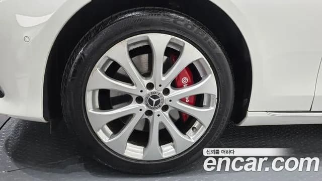 2019 Mercedes-Benz E-Class W213 E300 4MATIC Exclusive Sold VIN WDDZF4KB7KA663743 – photo 15 2019 Mercedes-Benz E-Class W213 E300 4MATIC Exclusive Sold VIN WDDZF4KB7KA663743 – photo 15