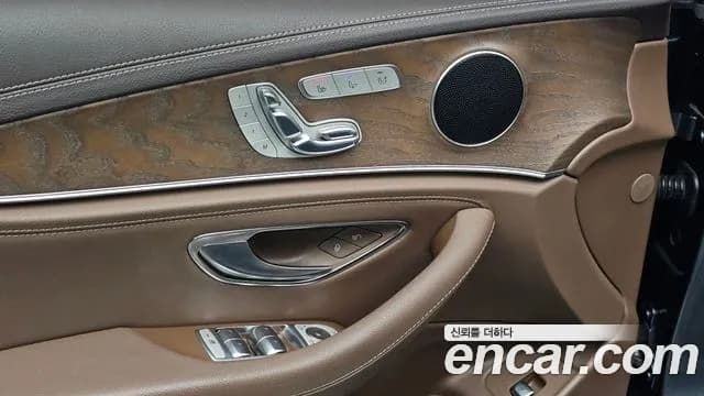 2017 Mercedes-Benz E-Class W213 E300 4MATIC Exclusive Sold VIN WDDZF4KB9HA251185 – photo 19 2017 Mercedes-Benz E-Class W213 E300 4MATIC Exclusive Sold VIN WDDZF4KB9HA251185 – photo 19